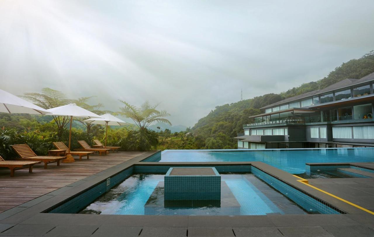 Forest Hills Hotel Soreang Esterno foto