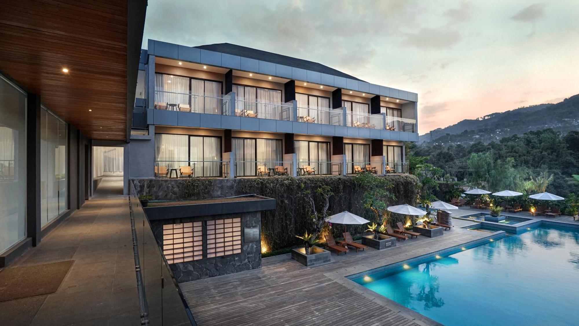 Forest Hills Hotel Soreang Esterno foto